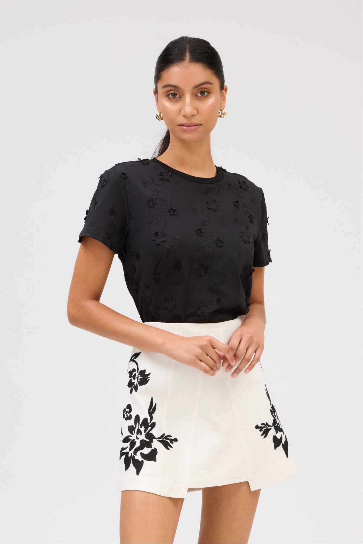 EMBROIDERED CAROLINE SKIRT