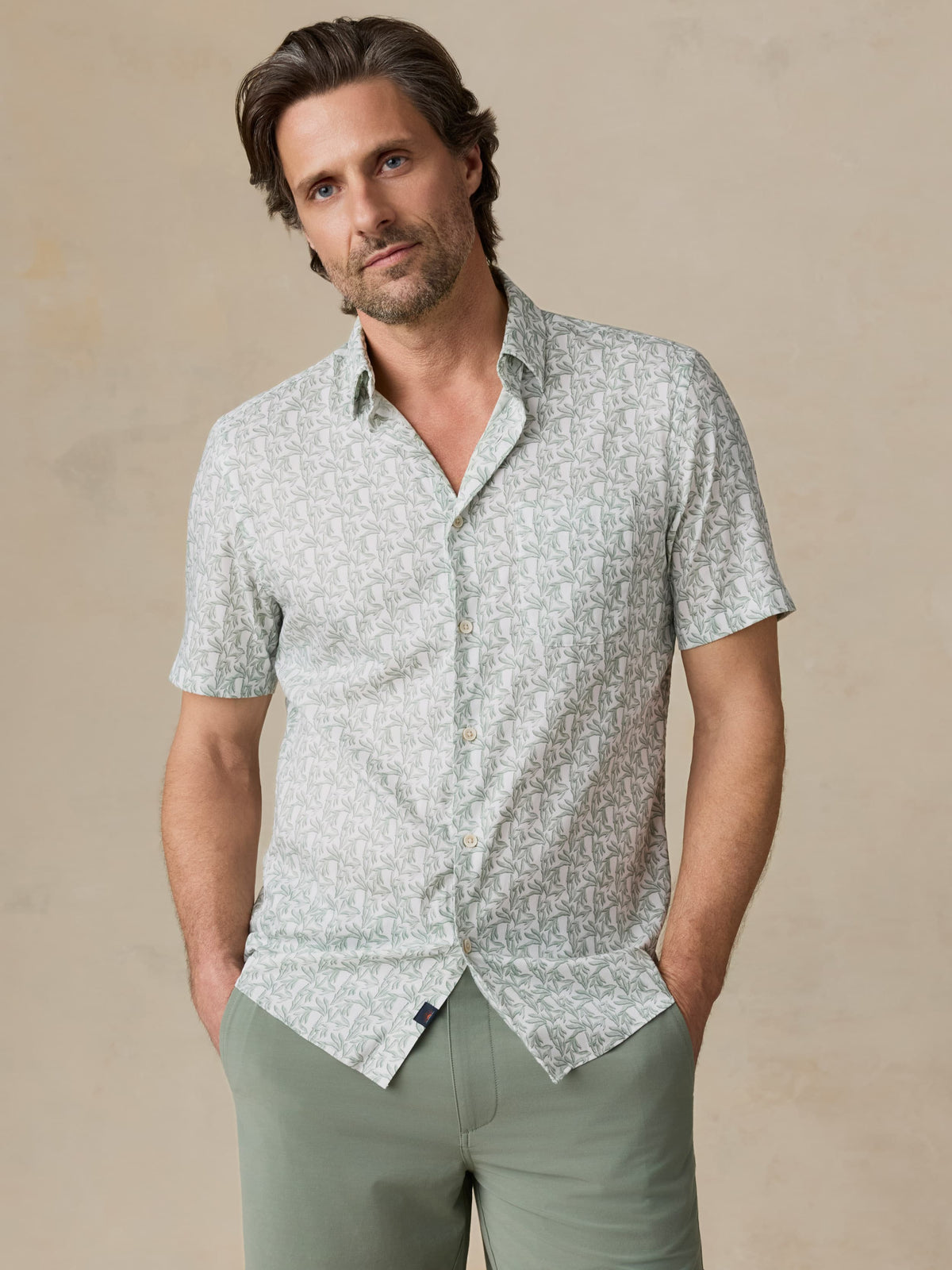 Short-Sleeve Movement Monterey Shirt - Aspen Green Leaf