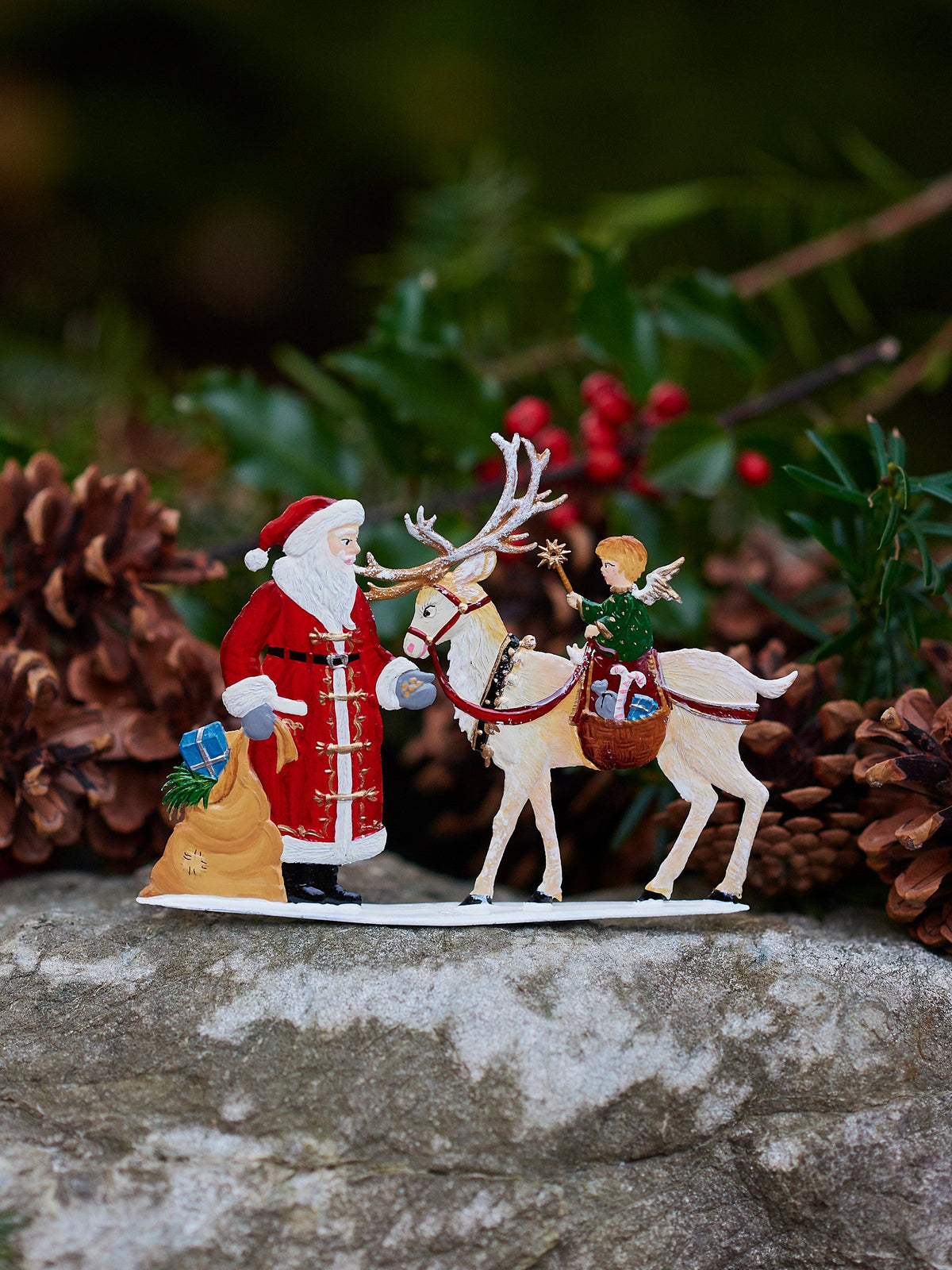 Wilhelm Schweizer Pewter Feeding Time with Santa