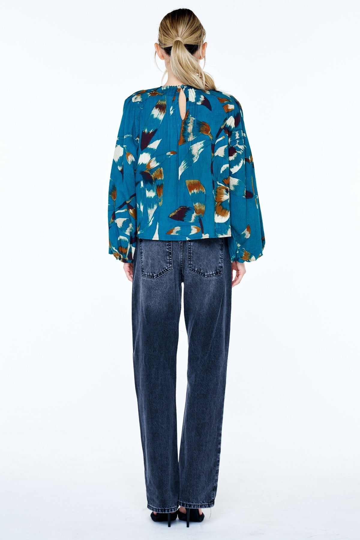 FAYE PRINTED SEERSUCKER PINTUCK TOP