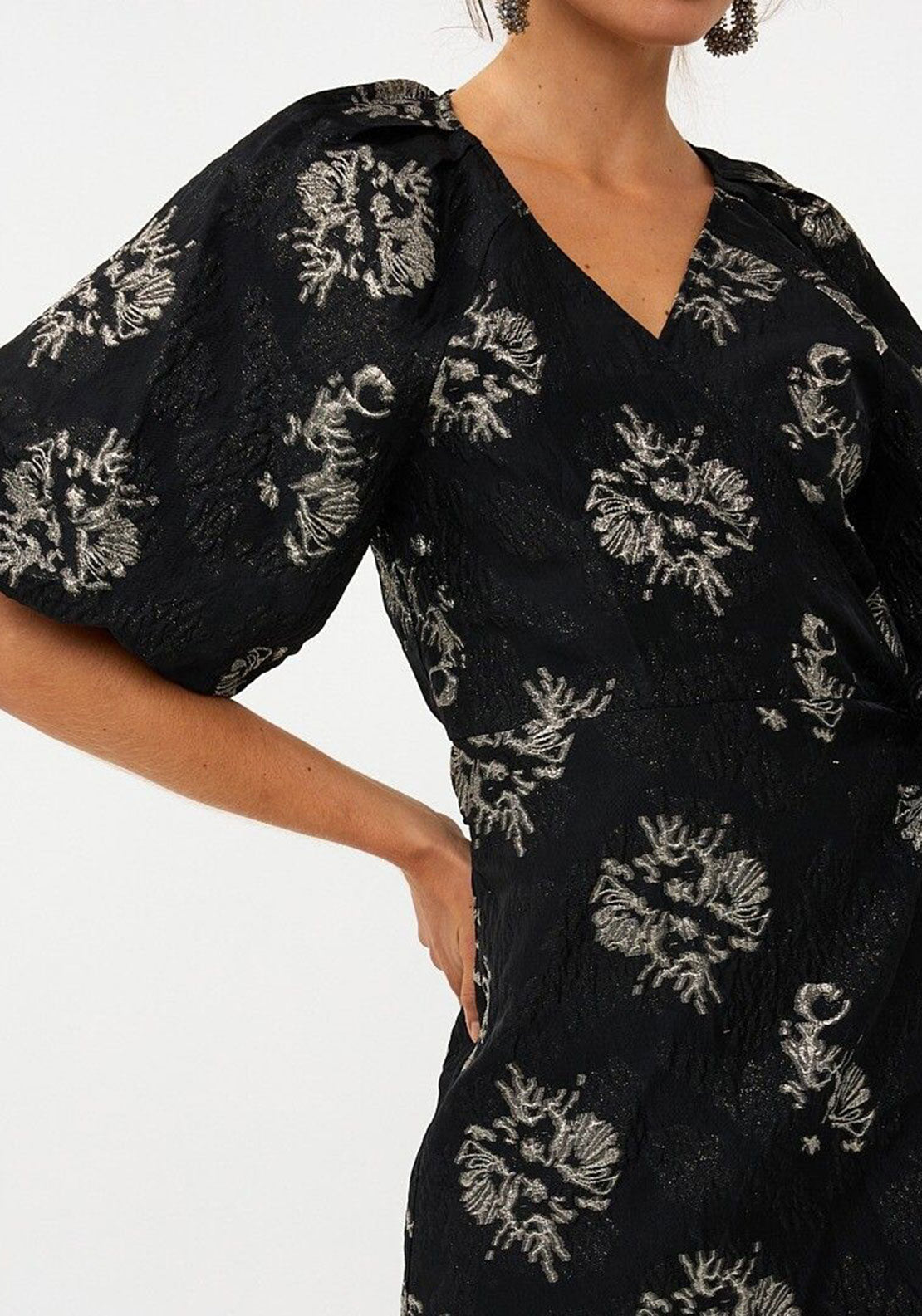 DRESS JACQUARD PUFF