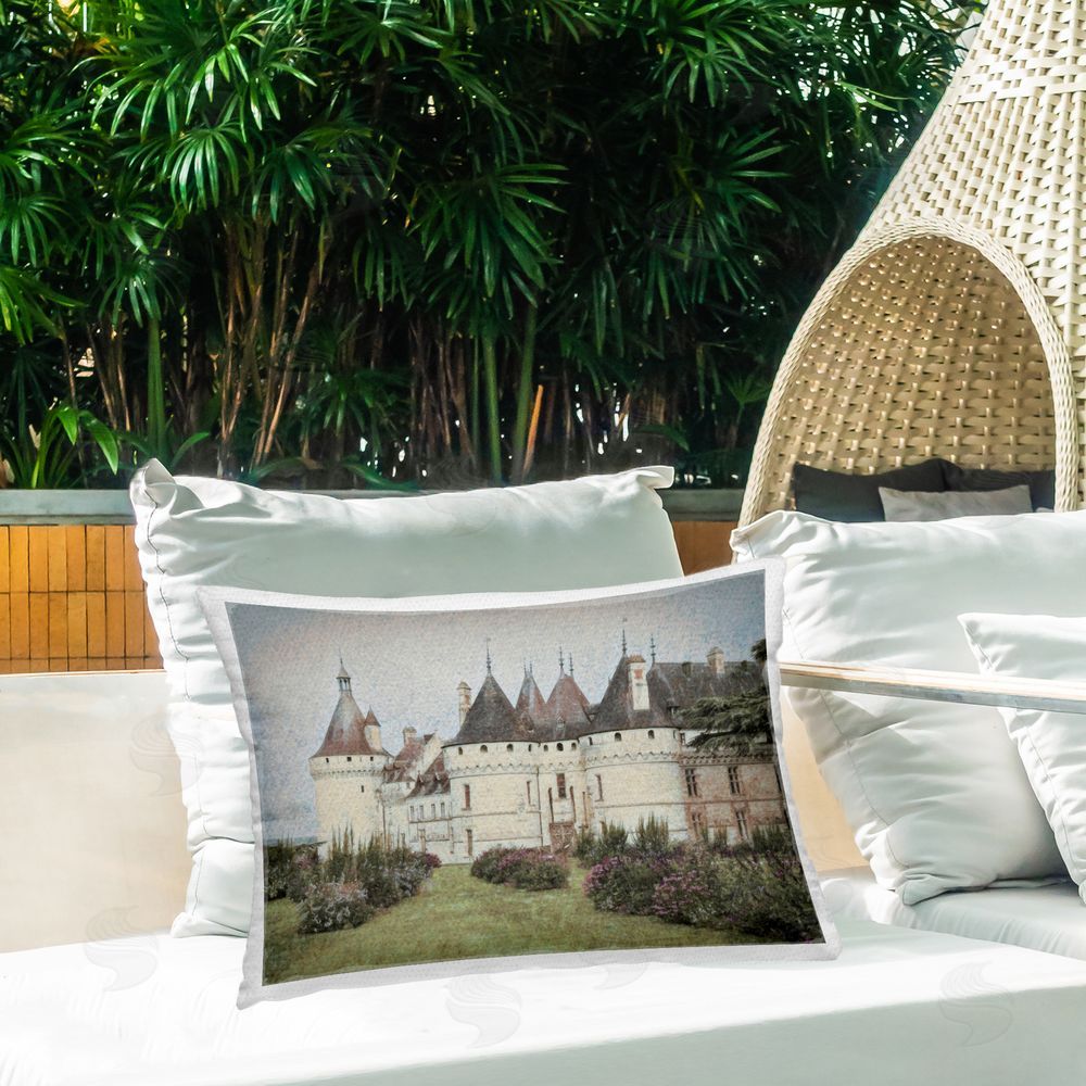 Graffi*tee Studios | French Castle Landmark
