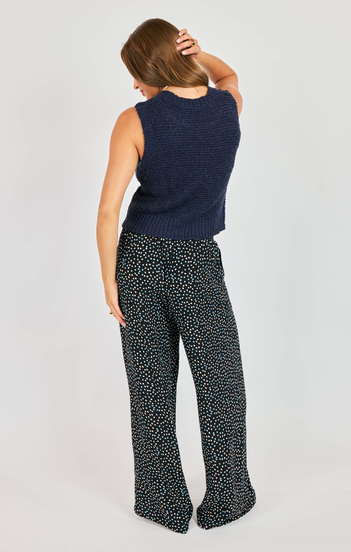 TEGAN SWEATER VEST